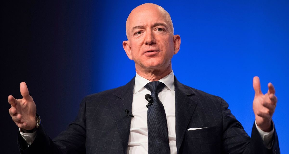 Amazon Drags Its Sorry Ass to NYC Anyway, No Tax Dollars Required
